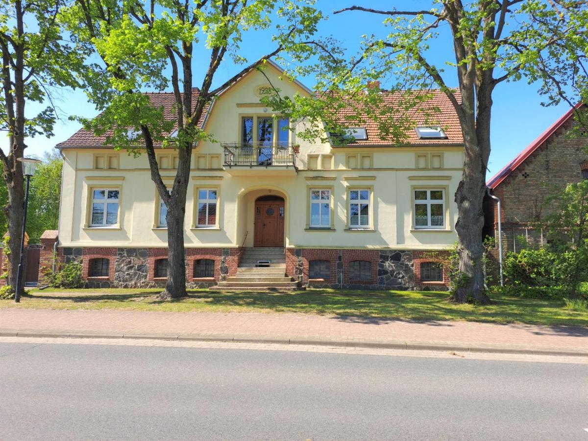 Ferienhof Schoenberg Lindow Zewnętrze zdjęcie